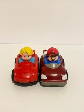4/$20 Fisher Price Wheelies Car Little People Lot Race Boy Girl Chunky Toddler 🛑